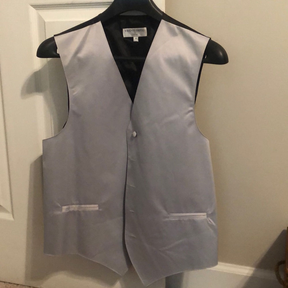 Men’s Silver Vest